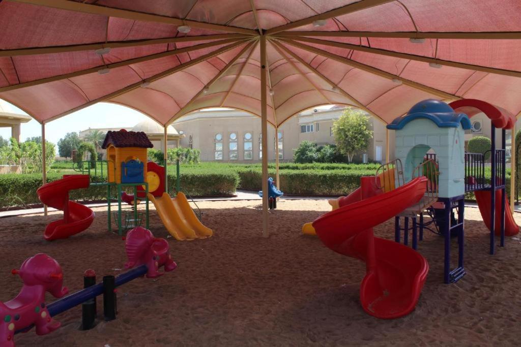 Al Salam Hotel Al Buraimi Bagian luar foto