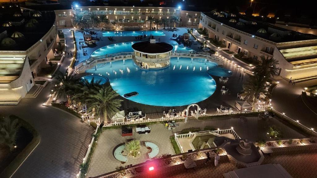 Al Salam Hotel Al Buraimi Bagian luar foto