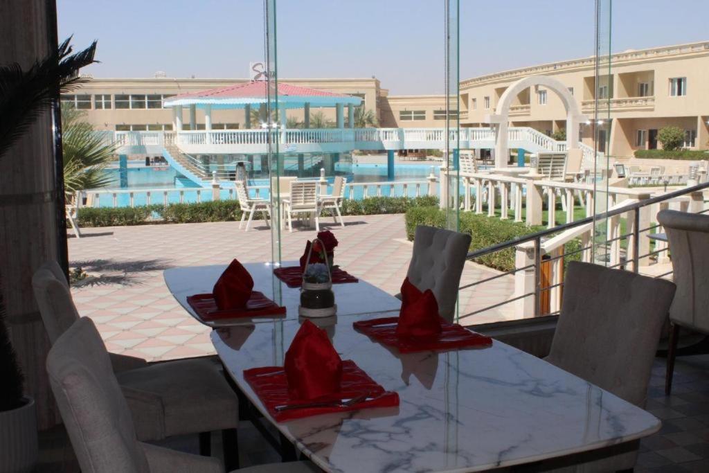 Al Salam Hotel Al Buraimi Bagian luar foto